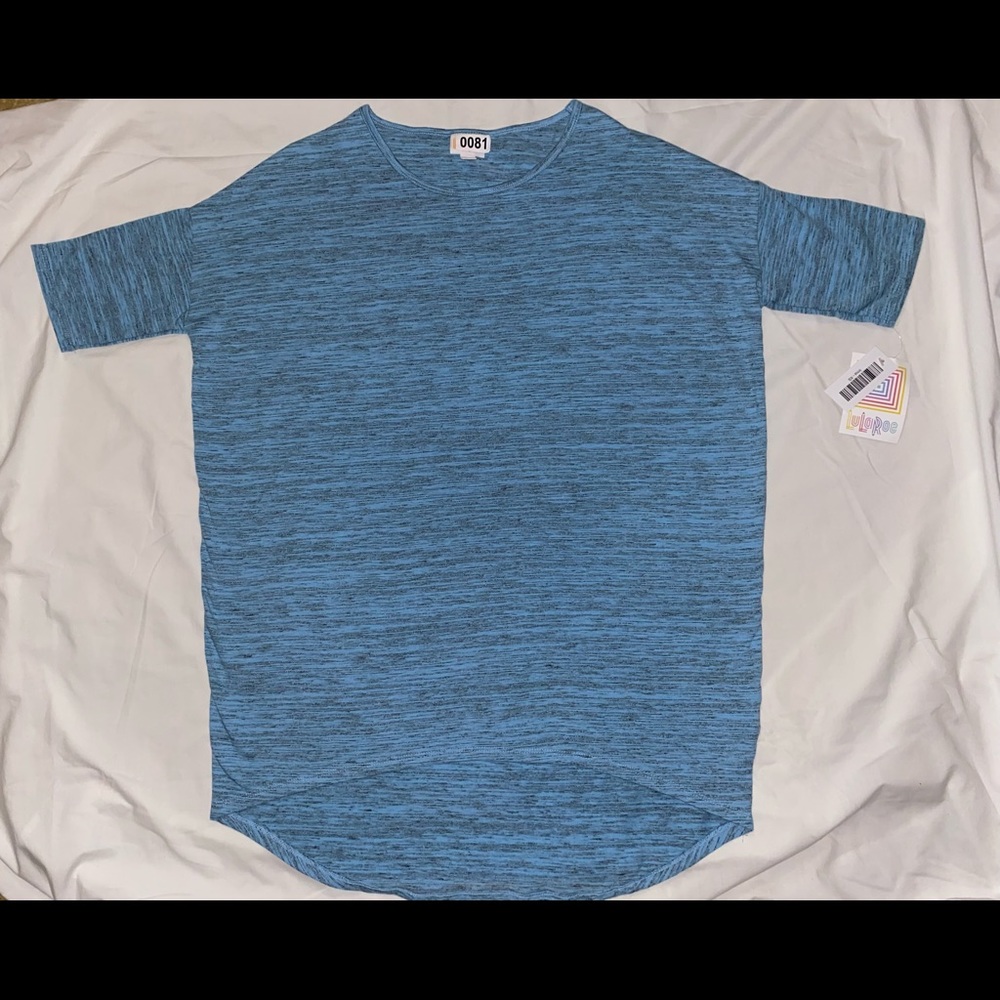 This is an xs in womens plus Lularoe blue and grey design short sleeve shirt.